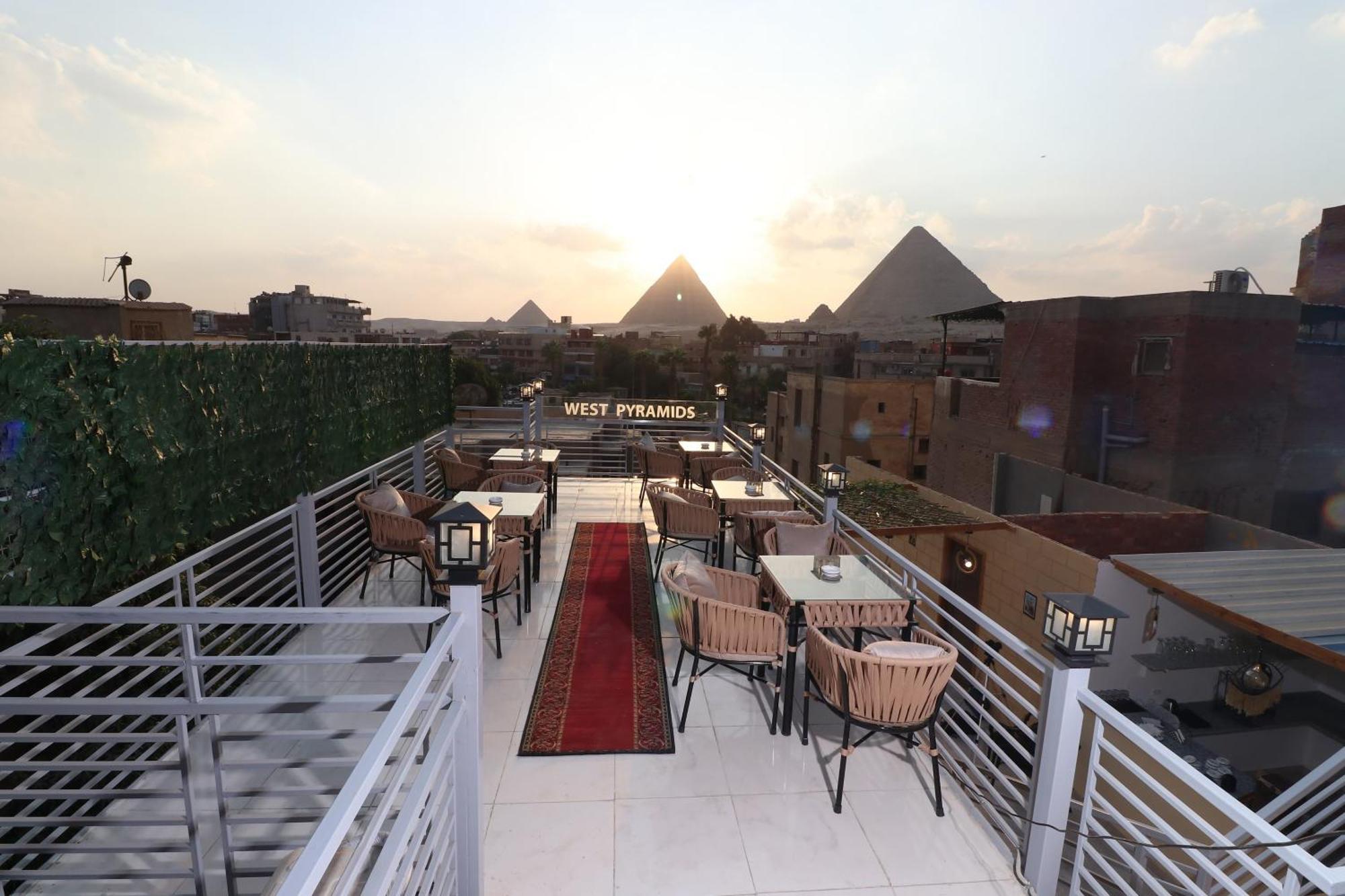 West Pyramids Hotel Kafret el-Gabal Exteriör bild