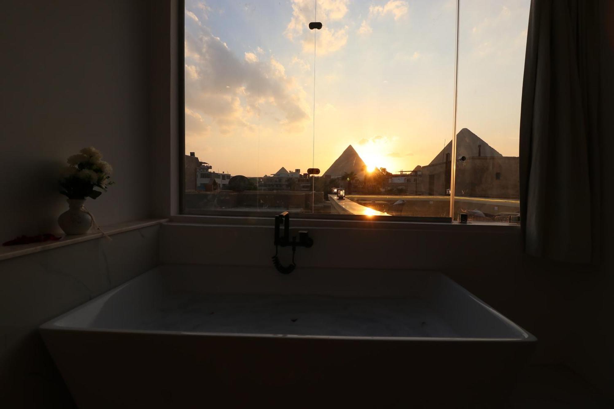 West Pyramids Hotel Kafret el-Gabal Exteriör bild